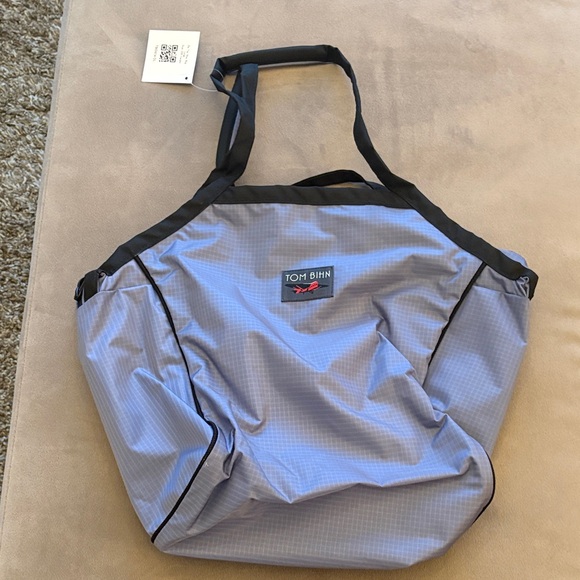 NWT Tom Bihn Shop Tote in Dusk Purple - Picture 2 of 3